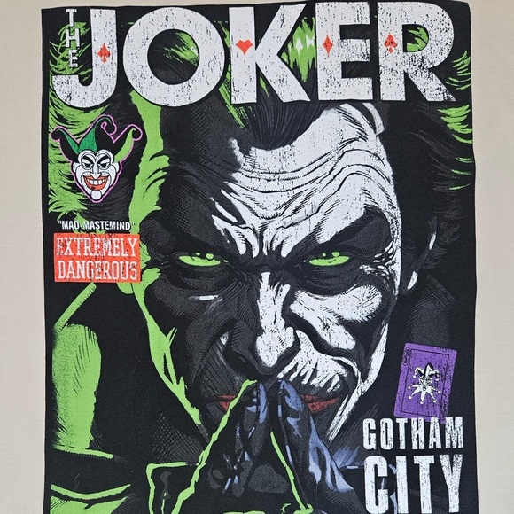 The Joker DC Comics T-Shirt Mens 2XL Beige Vintage Style Villain Graphic Tee NEW - Picture 5 of 5